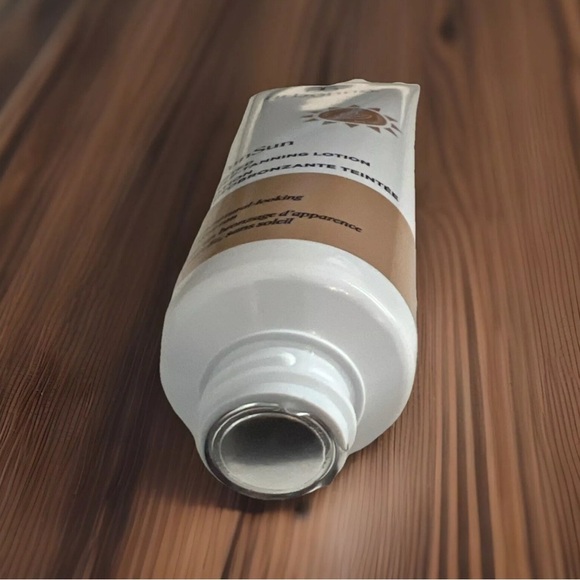 NIB SEALED! Arbonne Fun Sun Self-Tanning Lotion 5 fl. oz. / 148ml - Picture 2 of 5